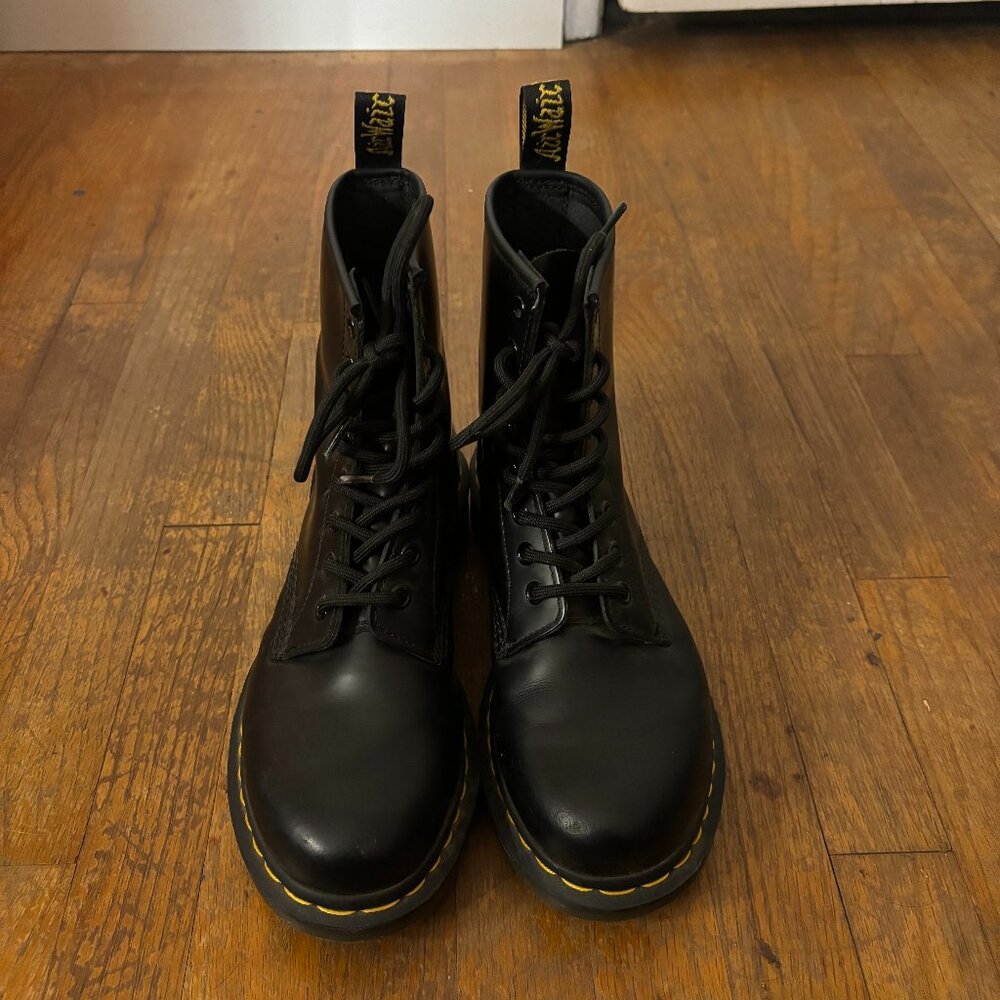 1460 Dr. Martens Boots